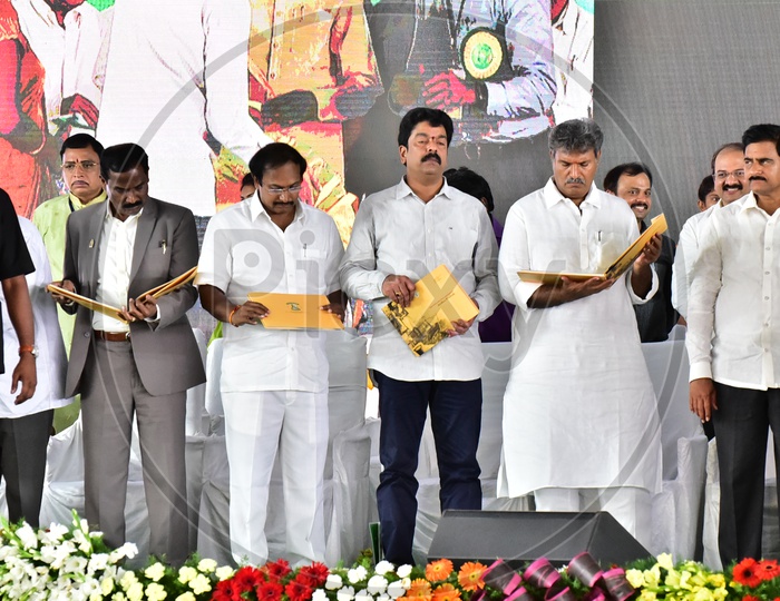 Public Representatives during the launch of Swachh Andhra Mission