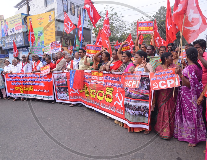 State Bandh: CPI protests in Vijayawada