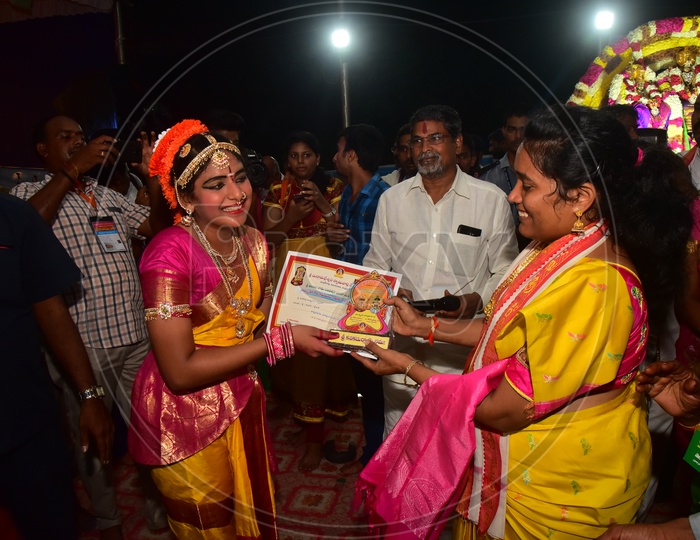 Classical Dancer Receiving Certificate  For Performance