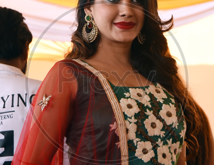 Diksha Panth Telugu Actress