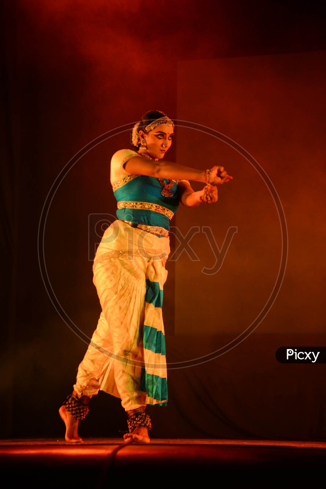 Shiva tandava dance in Bharatanatyam, classical dance of Tamil Nadu, India,  Asia, Stock Photo, Picture And Rights Managed Image. Pic. IBR-8256866 |  agefotostock
