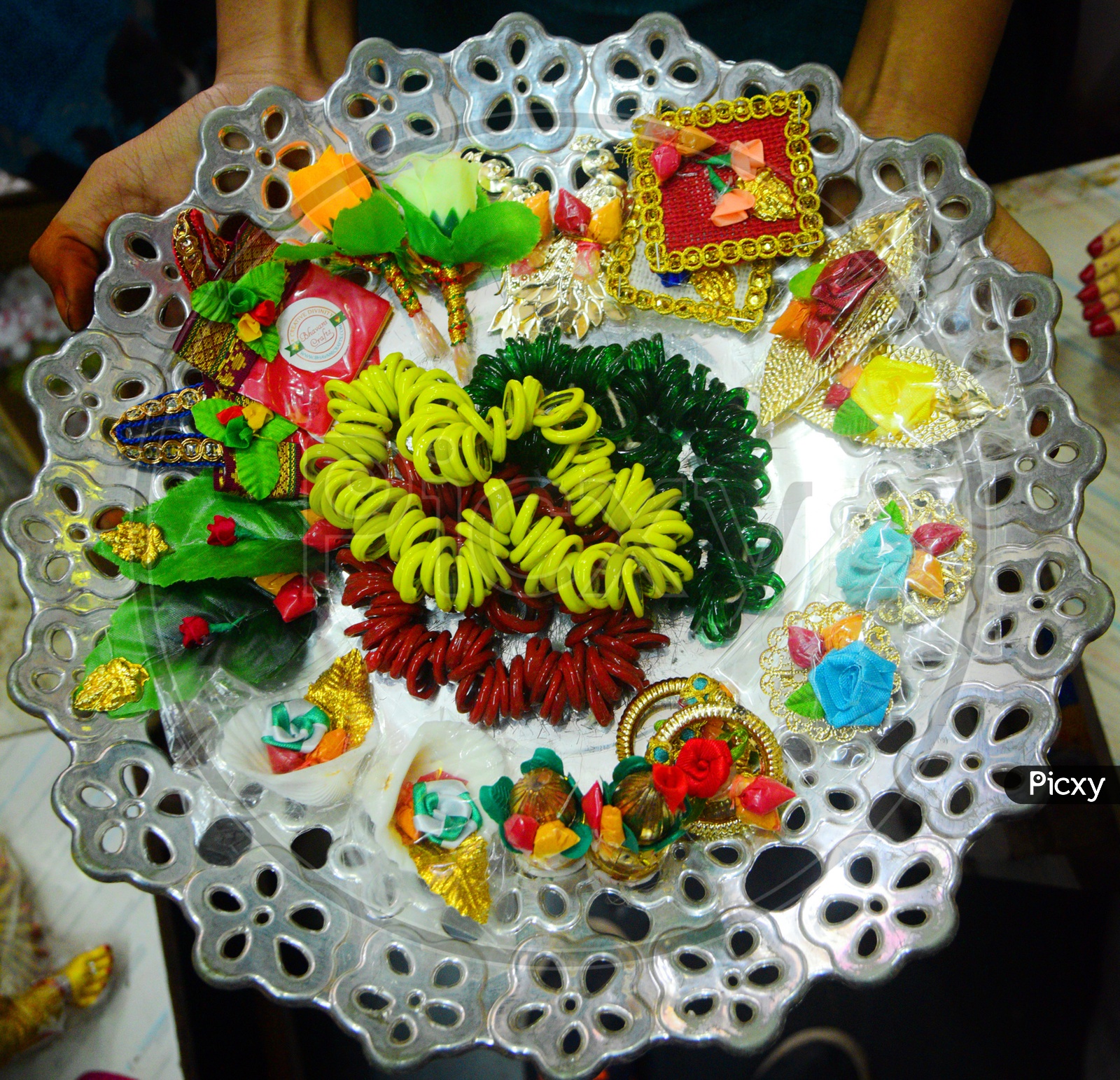 Order Flower Design Kumkum Haldi Box Online From Baalaji Graft Gallery,salem