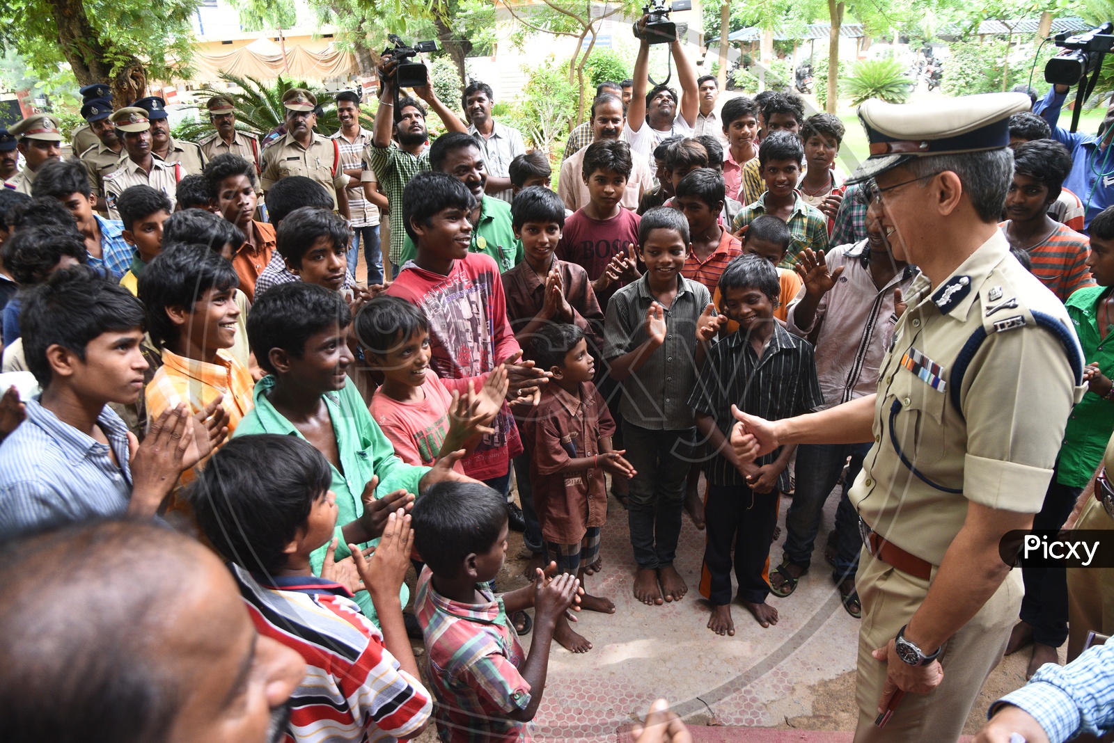 Sri D. Gautam Sawang, IPS, Commissioner of Police, Vijayawada City speaking in Operation Muskan to rescue missing children