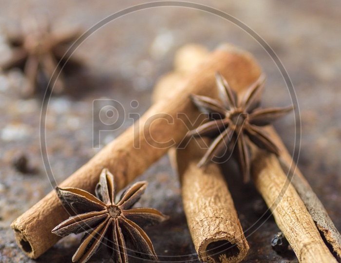 Stick Cinnamon With  Star Anise