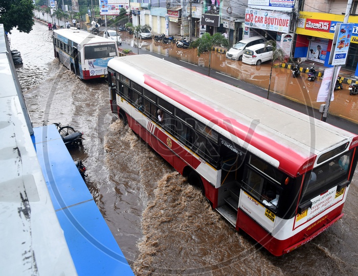 Traffic in flooded roads