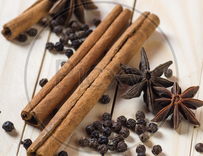 Cinnamon stick, Black Pepper, Star Anise