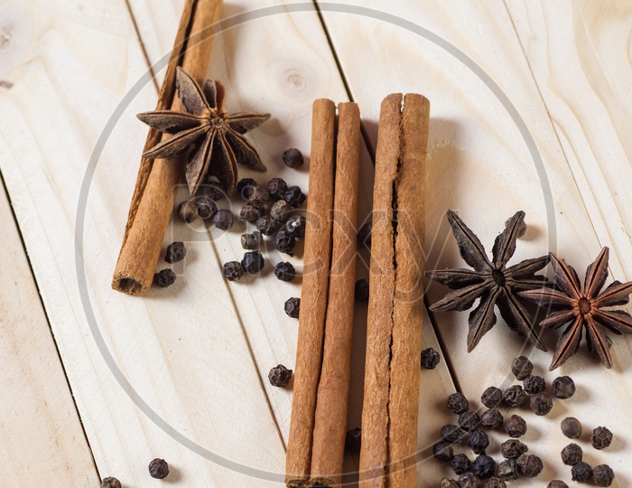 Cinnamon sticks, Black Pepper, Star Anise