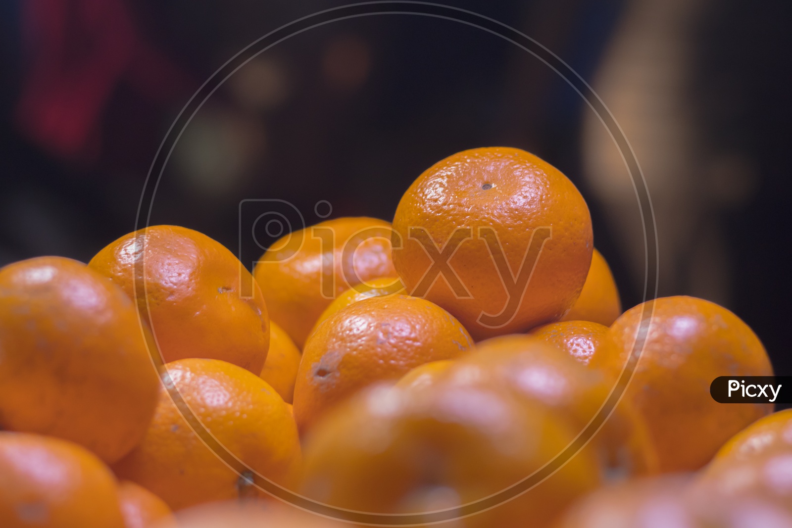 orange fruits market