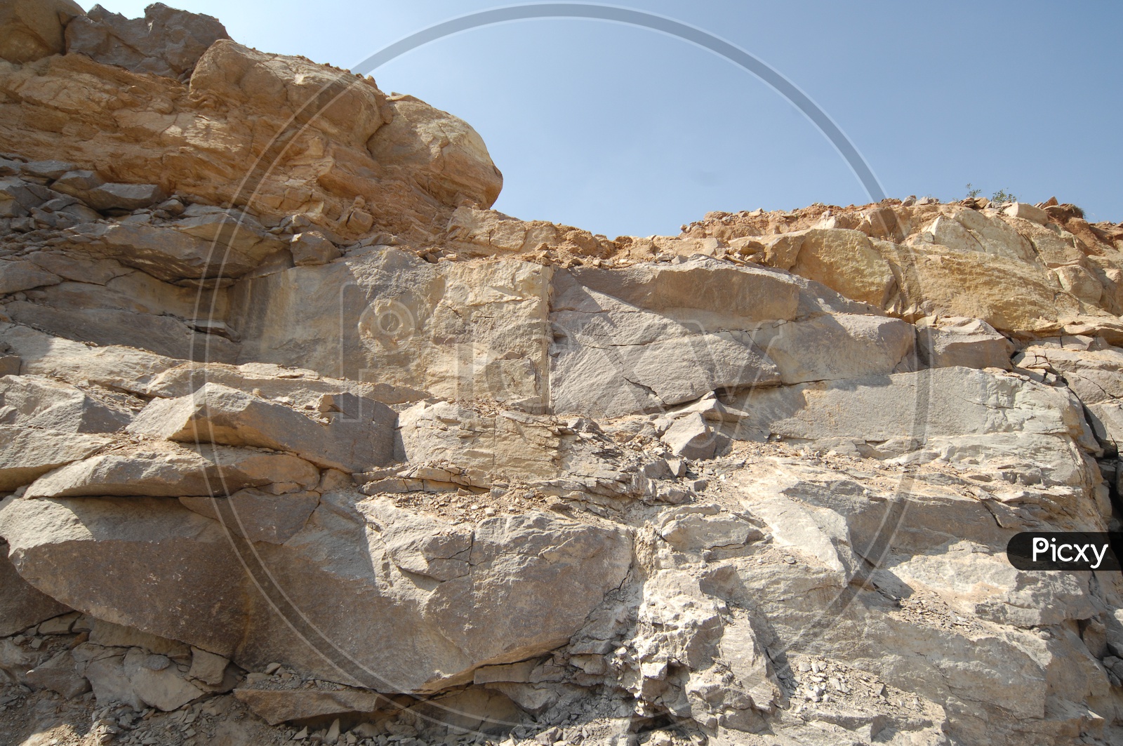 Structures of a Massive Granite Rocky hill