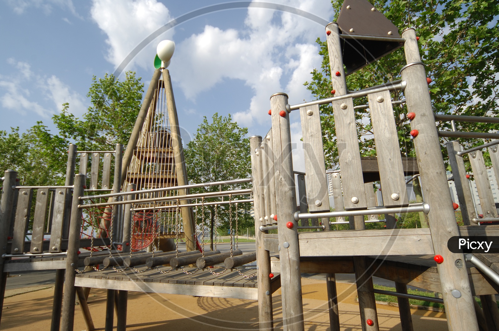 Log bridge in a play area