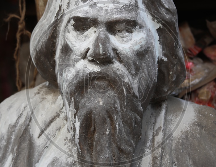 Rabindranath Tagore Sculpture in Making