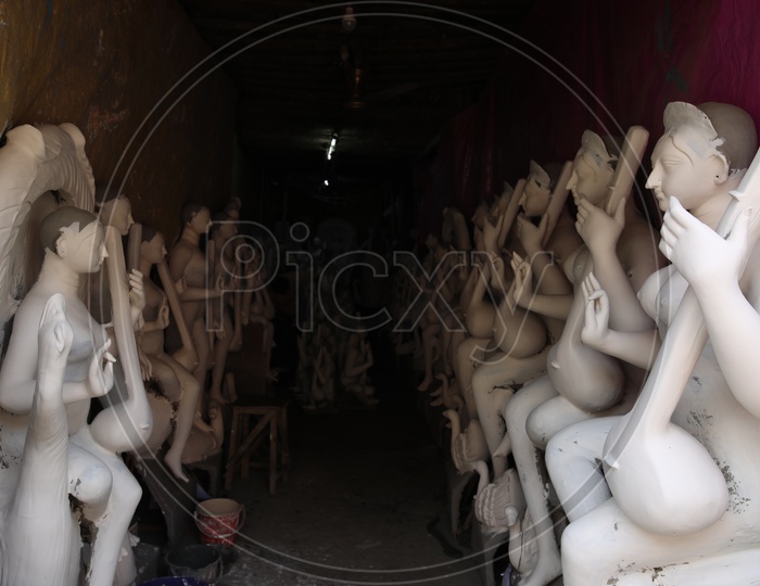 Indian Hindu Goddess Saraswathi Mata Clay idols In Making