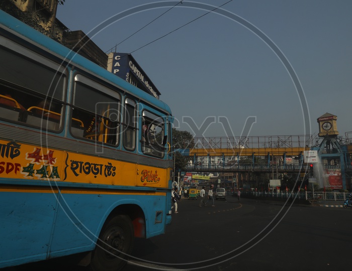 Local Buses In kolkata City