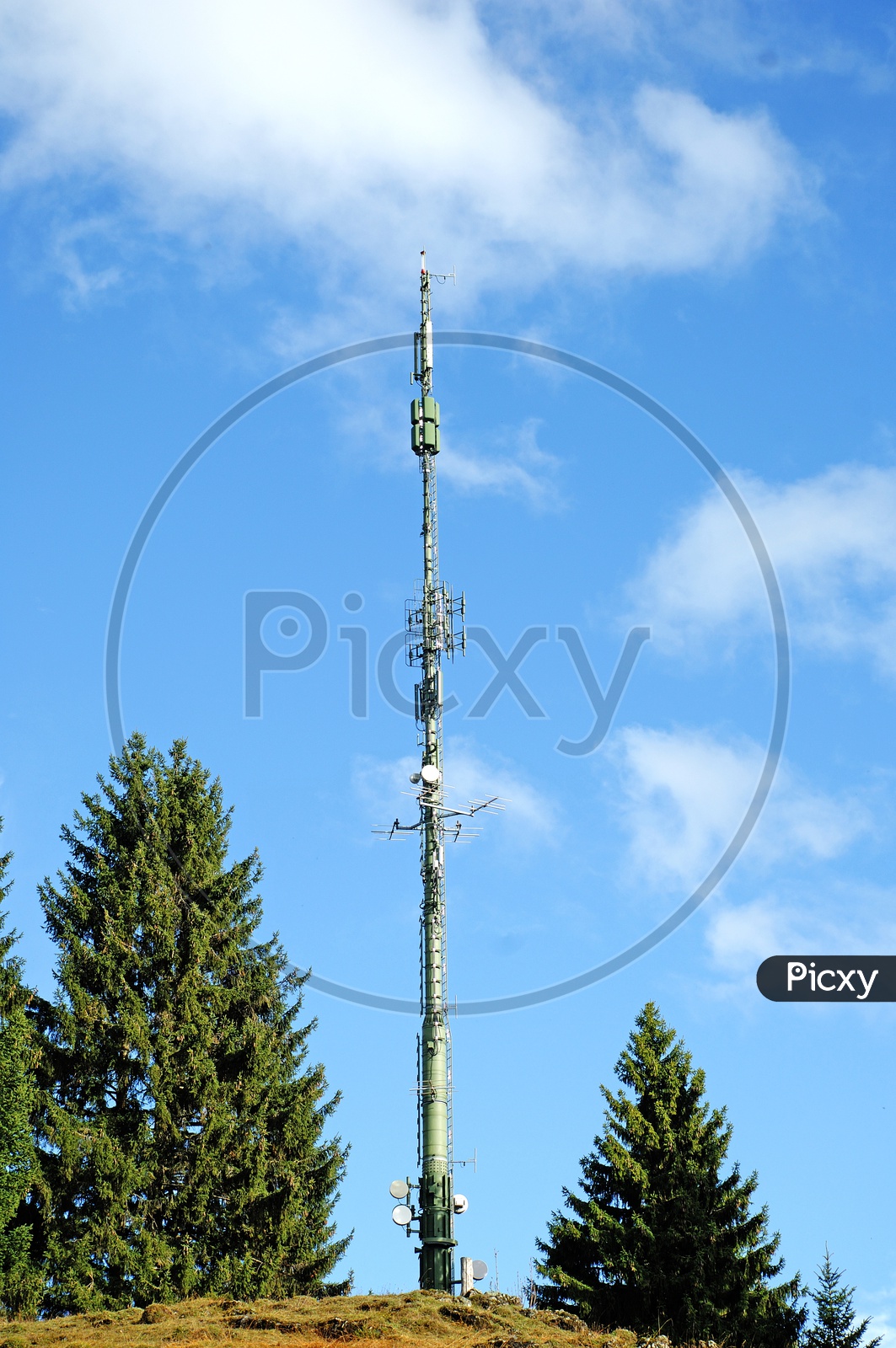 A Cellular Network Tower