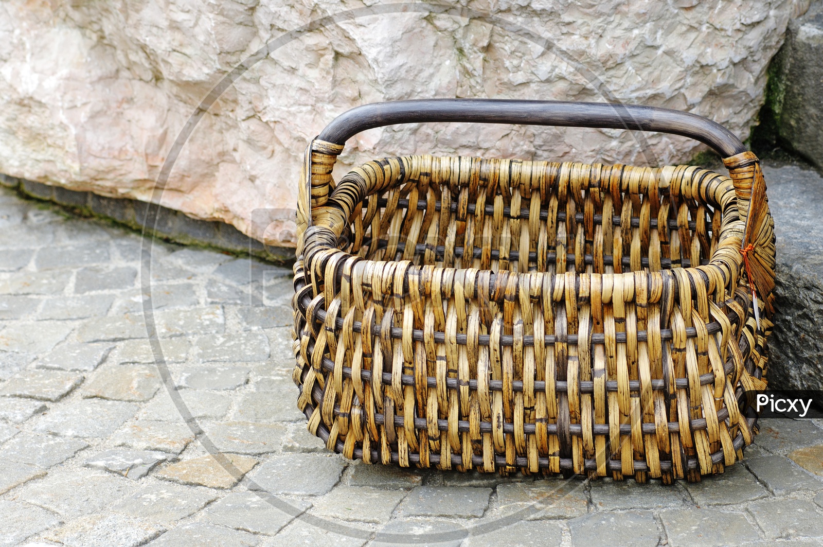 Wooden Waved Basket