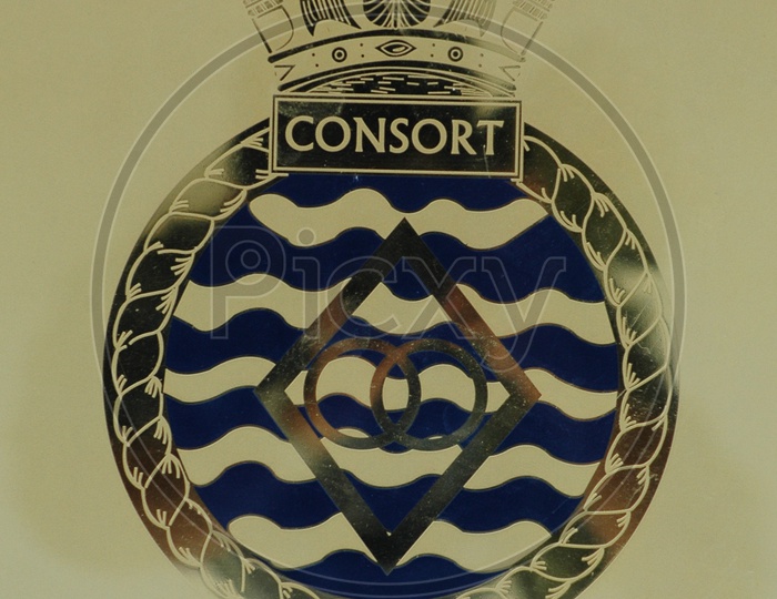 Consort  Logo Or Emblem