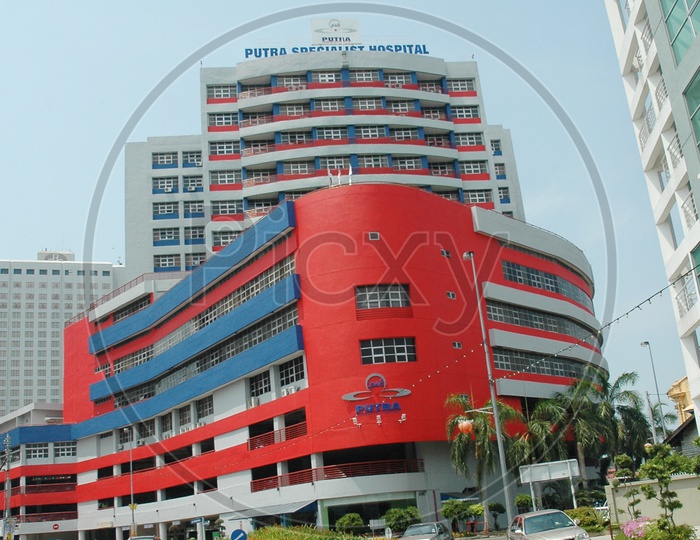 Putra Specialist Hospitals Building Block