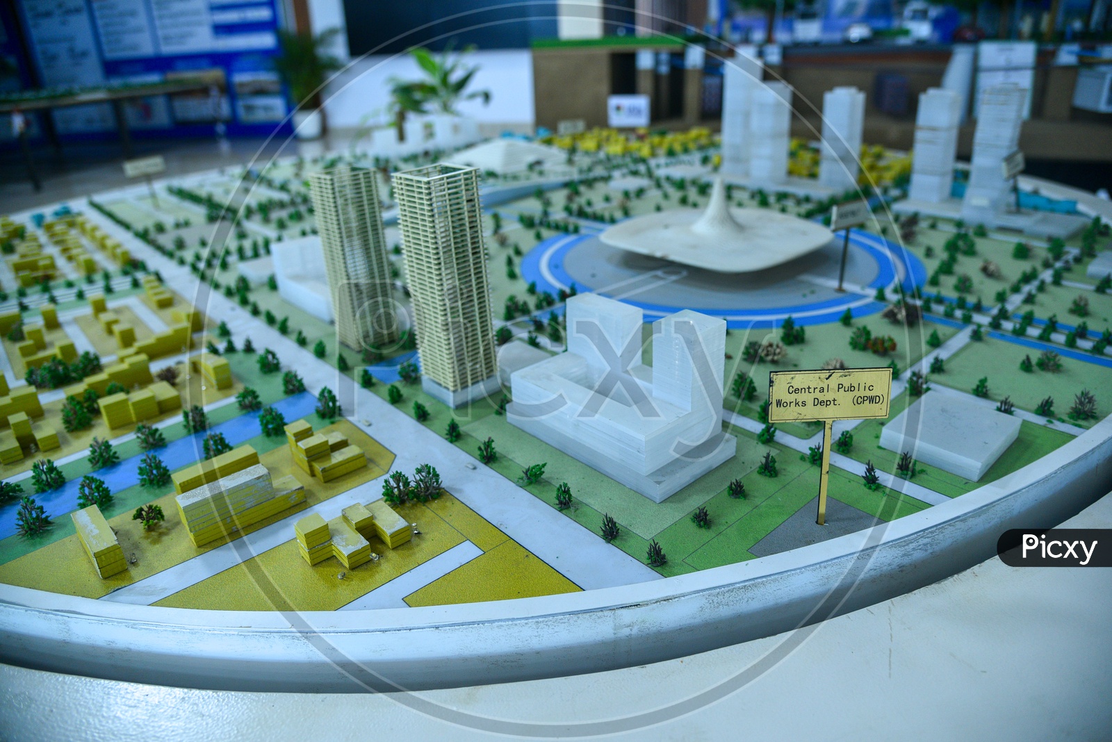 Central Public Works Depot  Model Scale Miniature  Presentation