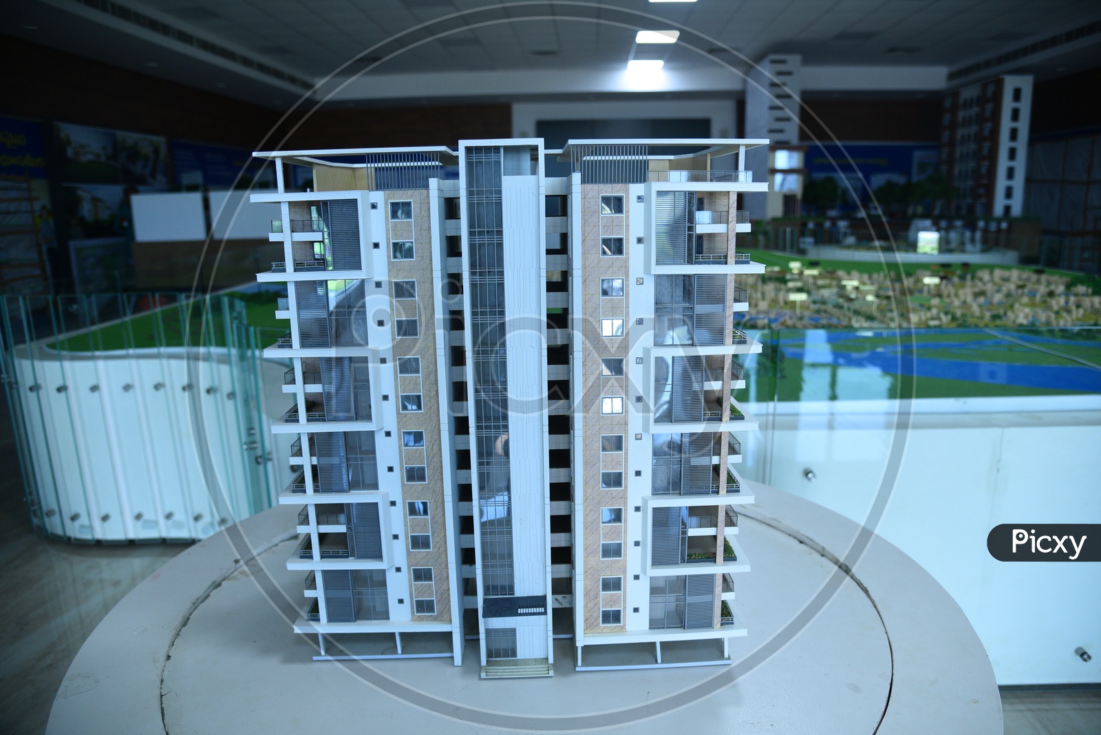 A Building Model Presentation By a Model Scale Miniature Presentation