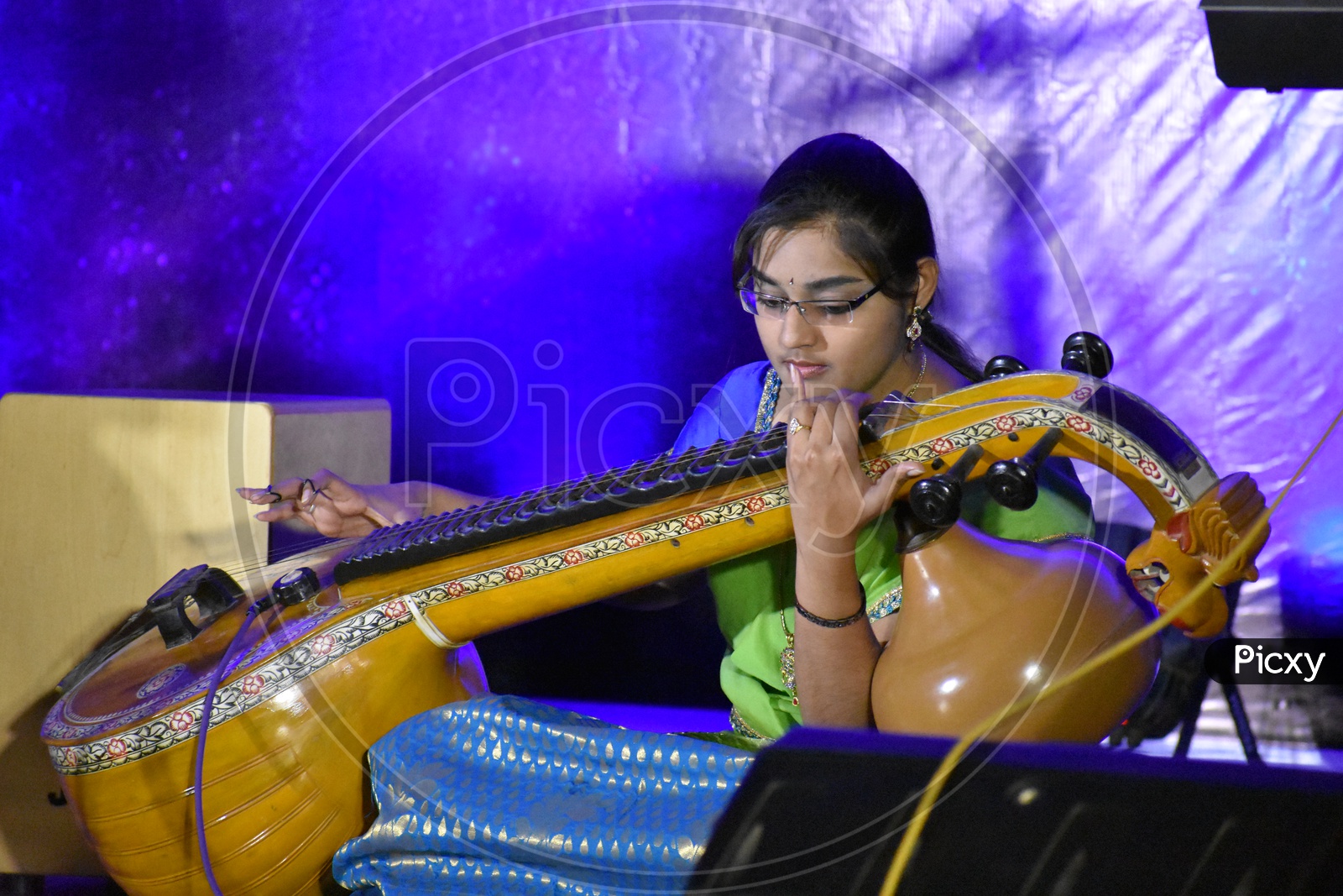 Classical music with Veena