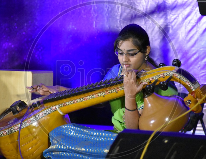Classical music with Veena