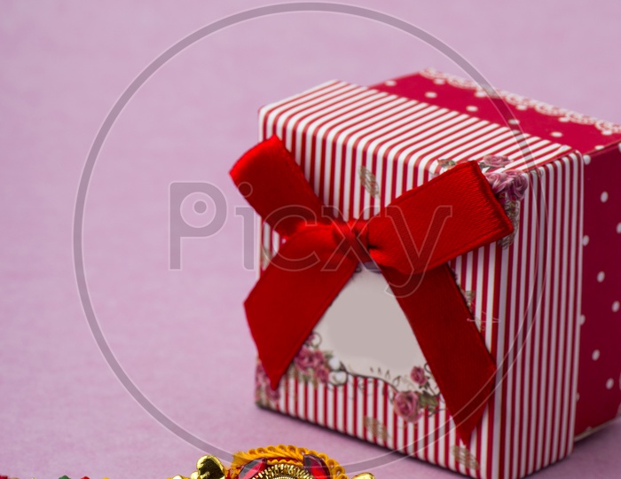Elegant Raakhi With Gift Box For sister By Brother On the Occasion Of Raksha Bandhan Festival