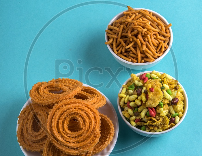 Chakli, chakali or Murukku and Besan (Gram flour) Sev and chivada or chiwada