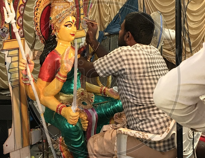 Peddamma Thalli Idol - Final touch in progress( shot during Peddamma Thalli DEVARA/Jathara on 9th January 2018