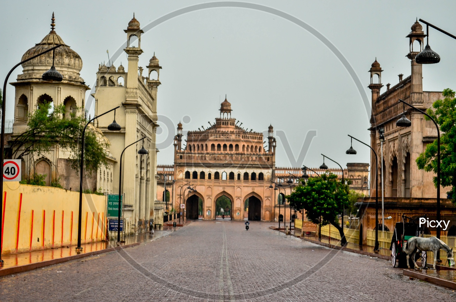 Bara Imambara in Lucknow