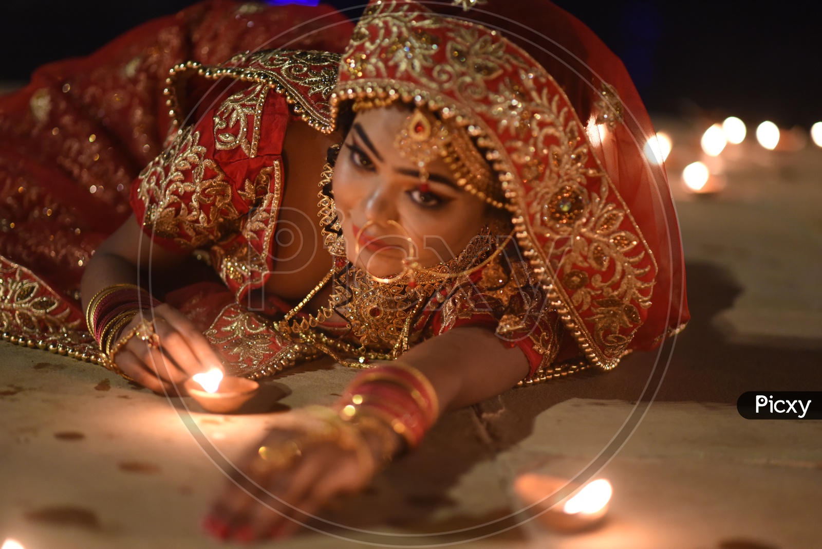 Diwali Selfie Stock Photo  Download Image Now  India Diwali Sari   iStock