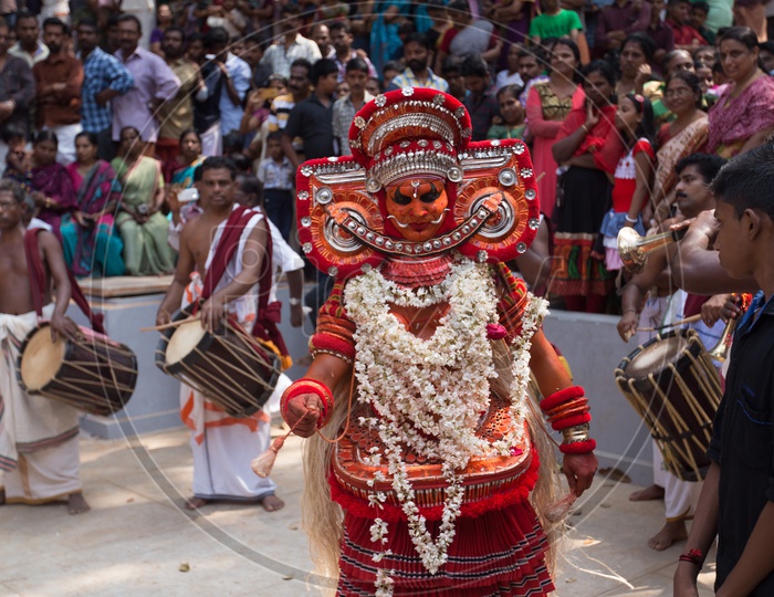 A Performer during Muchilottu Bhagavathi Theyyam