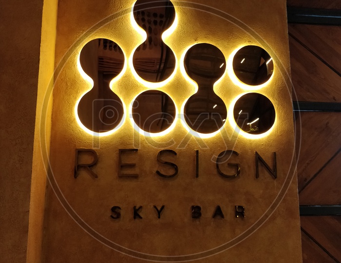 image-of-resign-sky-bar-jg729628-picxy