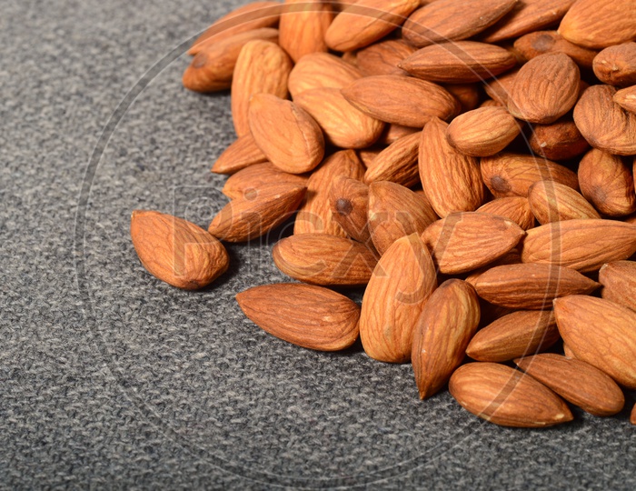 almonds for Weight Loss