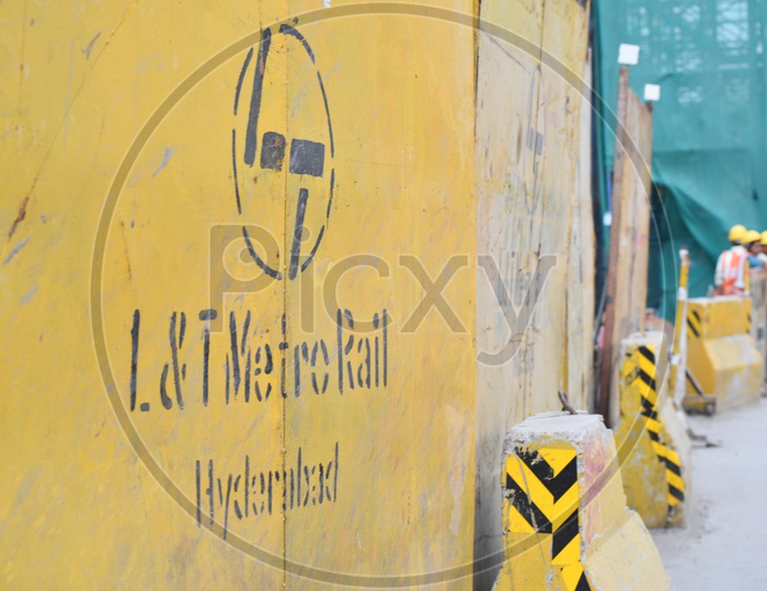 L& T Metro Rail Construction barricades