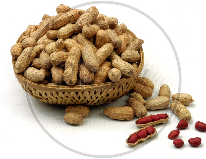 Groundnuts in a wooden bowl