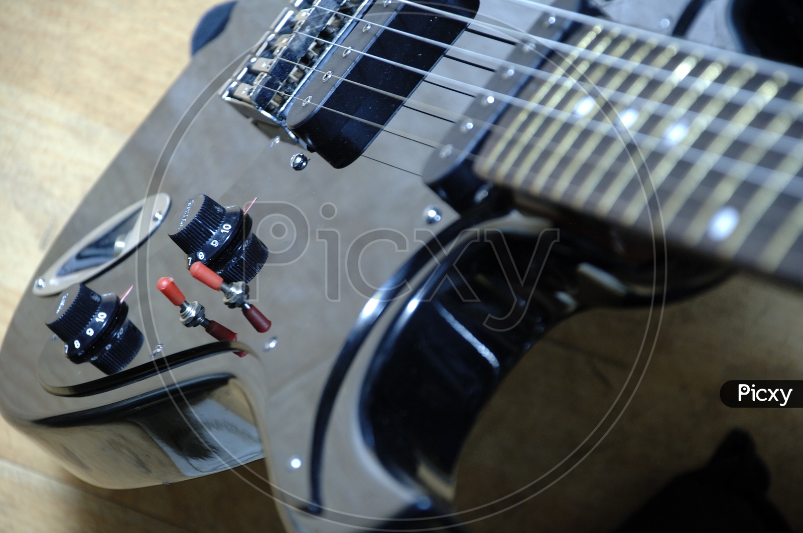 Electric Guitar