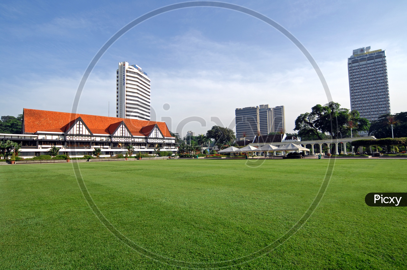 Bank Rakyat And Dewan Bandaraya Kuala Lumpur Corporate Buildings