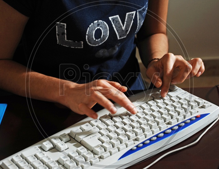 Hands On keyboard
