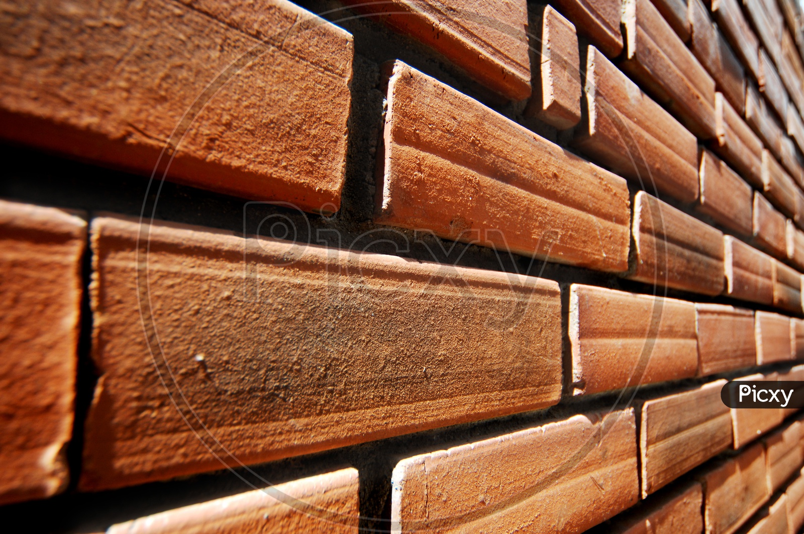 Brick wall pattern