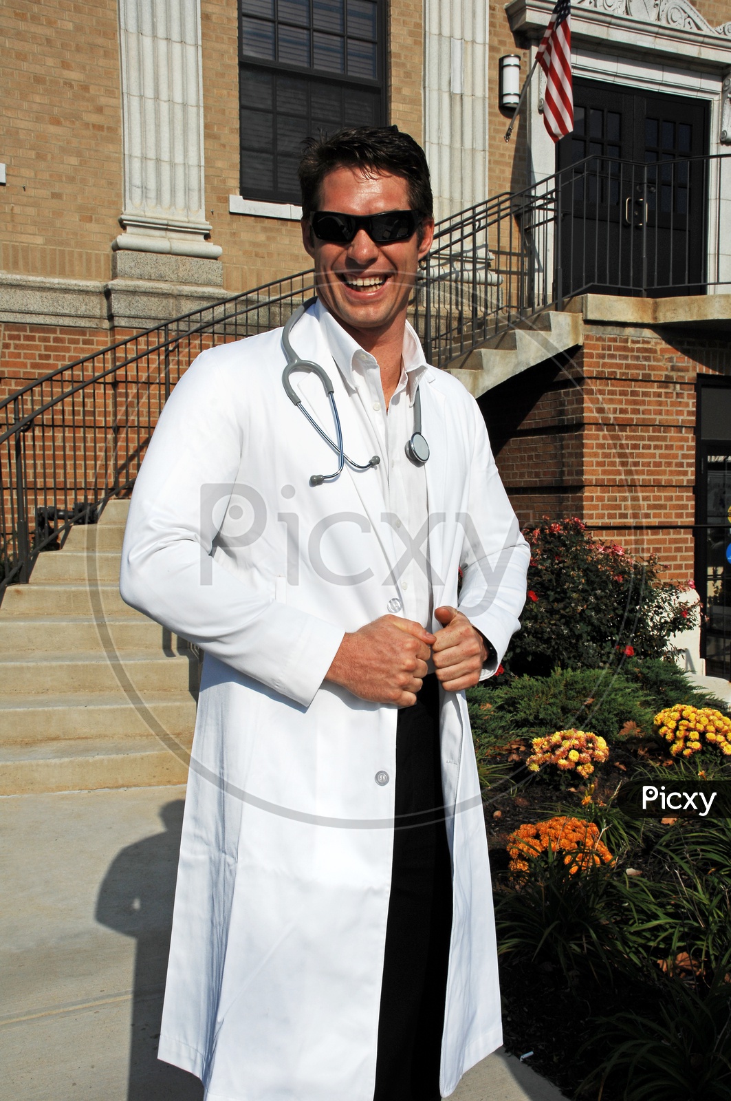 image-of-foreign-doctor-el484792-picxy