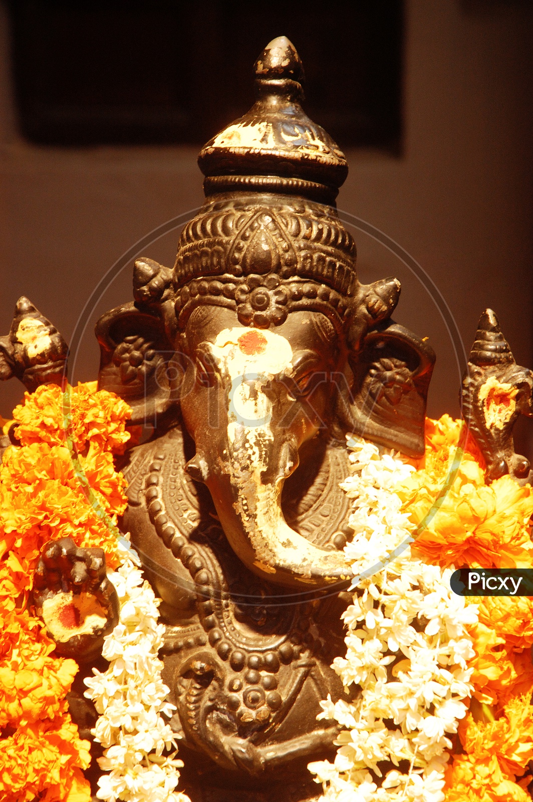 A decorated Lord Ganesha Statue