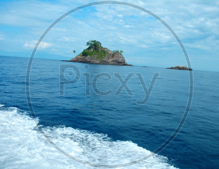 Outcrop in the middle of sea