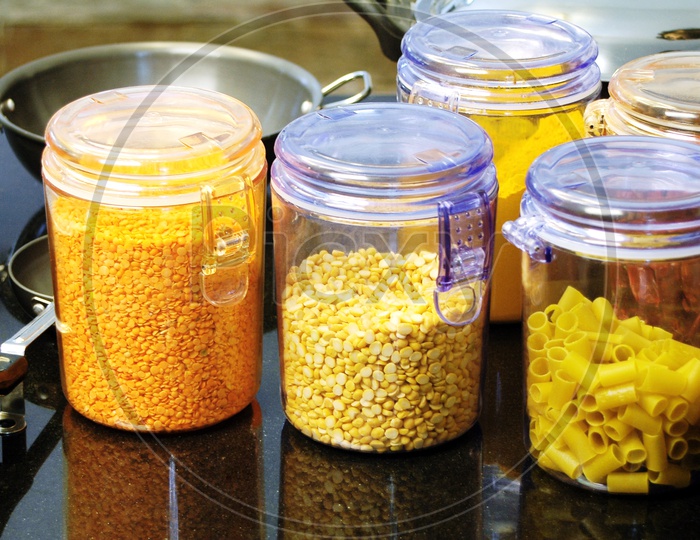 Pulses in containers