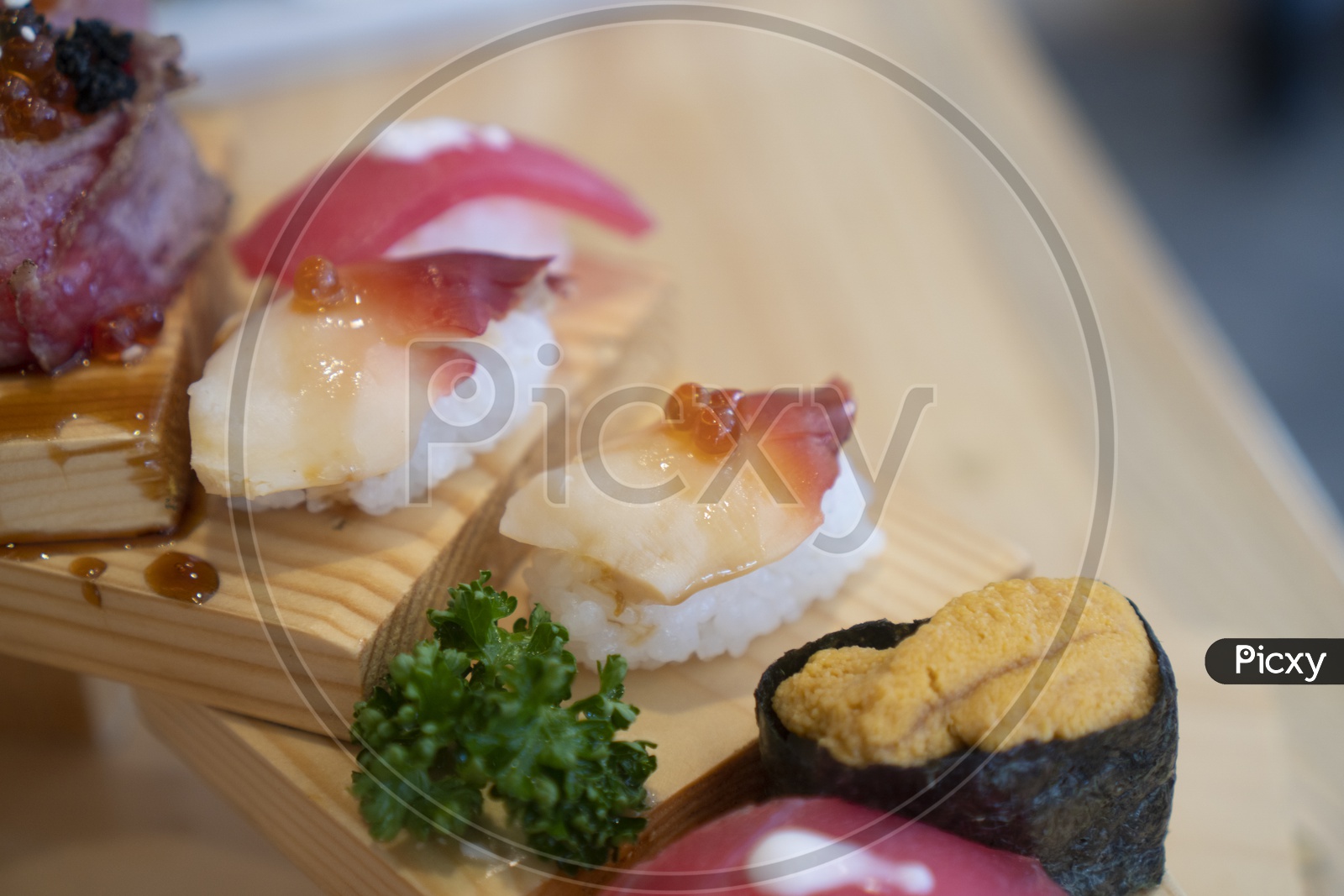 Uni Sushi, Japanese food