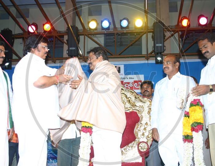 Dharmavarapu Subramanyam during Felicitation