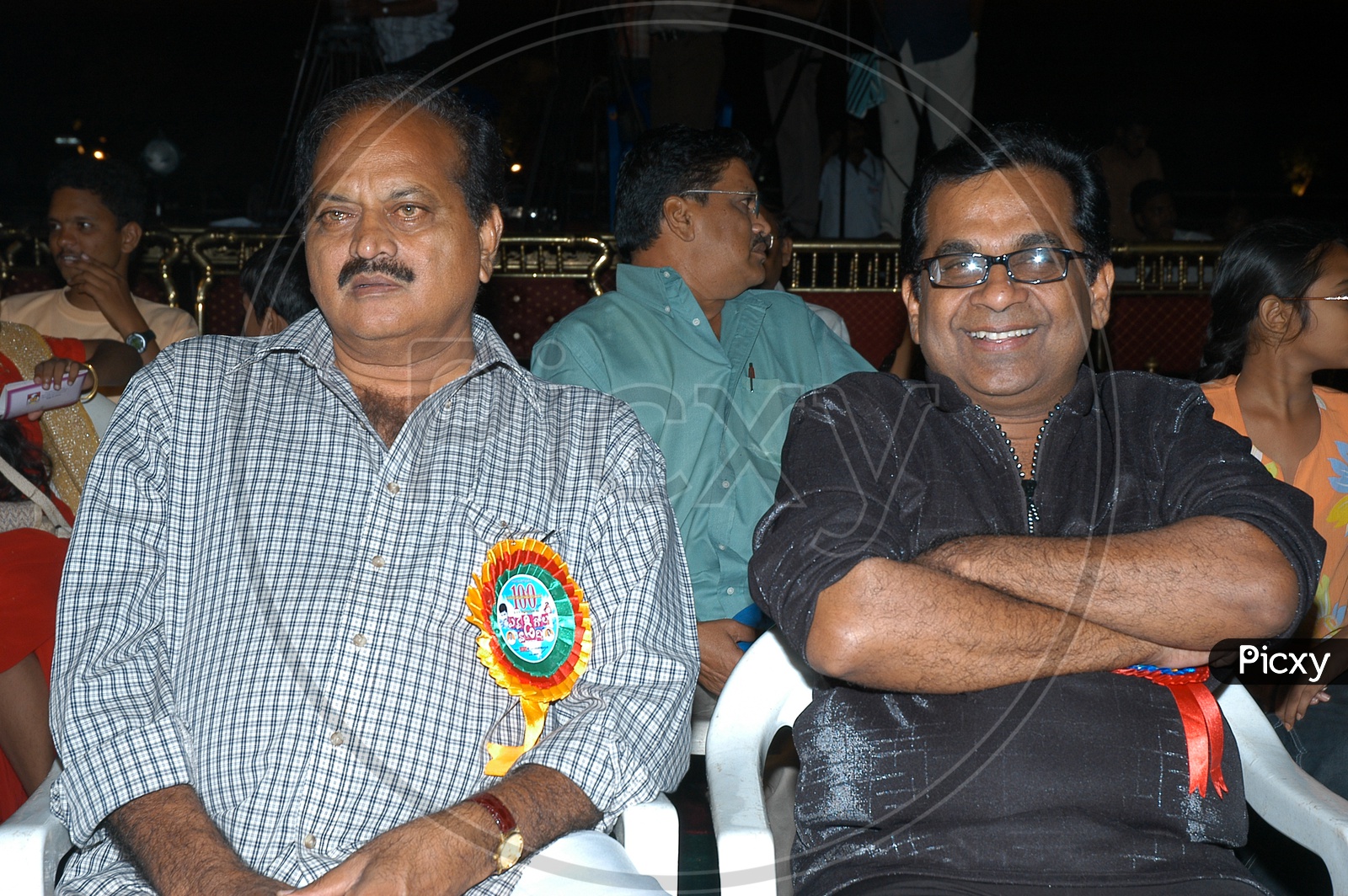 Dr. Brahmanandam and Chalapathi Rao during  success meet