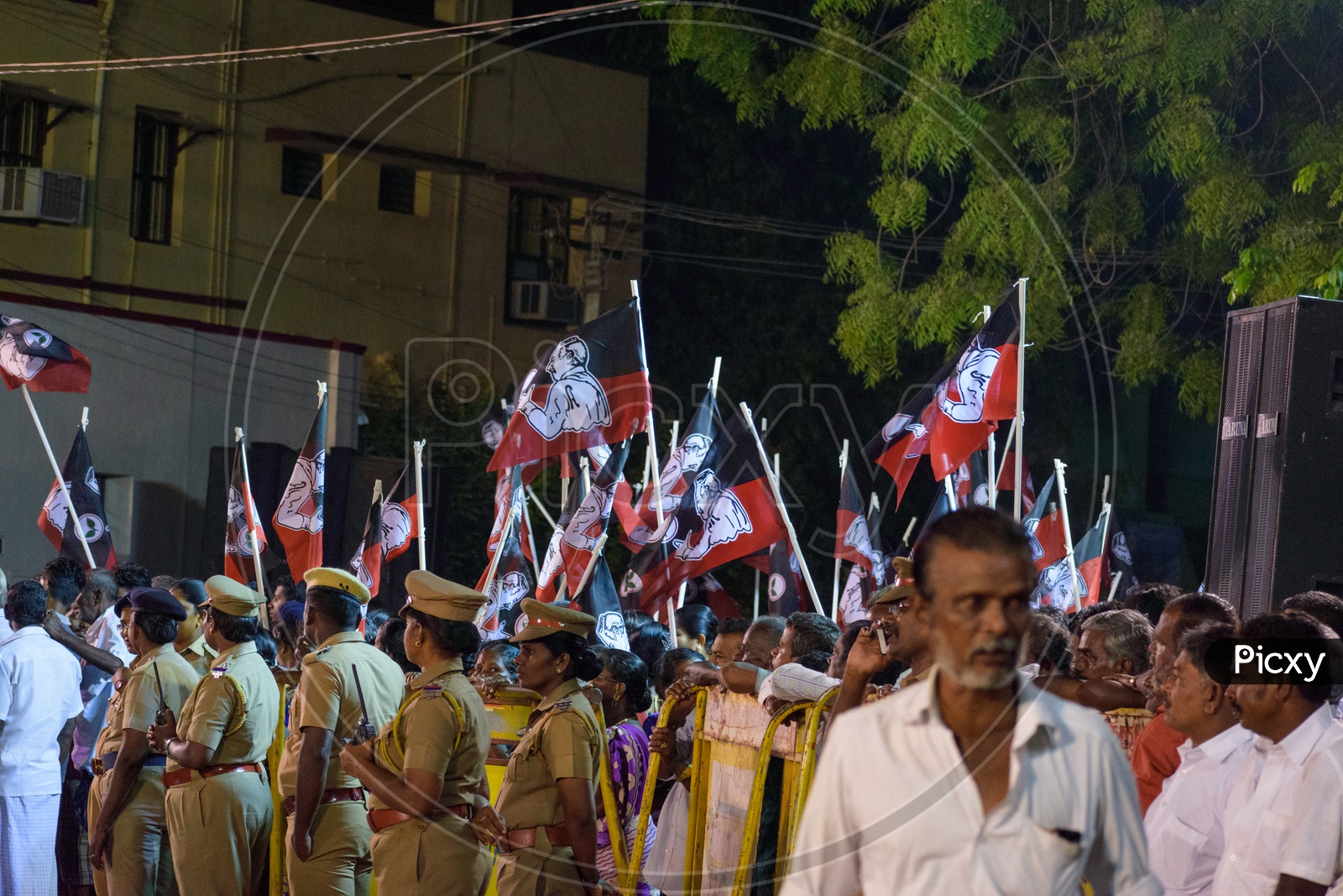 Image of ADMK Party cadres with ADMK Flag for loksabha election ...