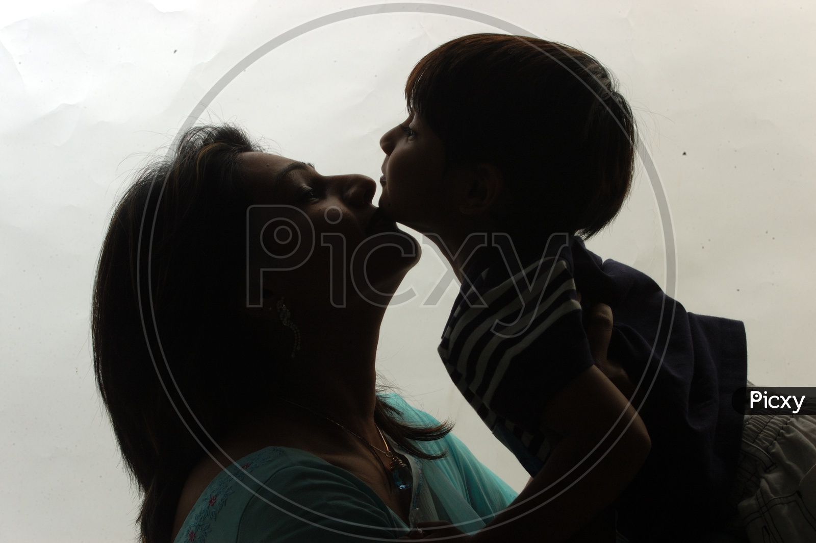 Image of Mother playing with her Son-TI090604-Picxy