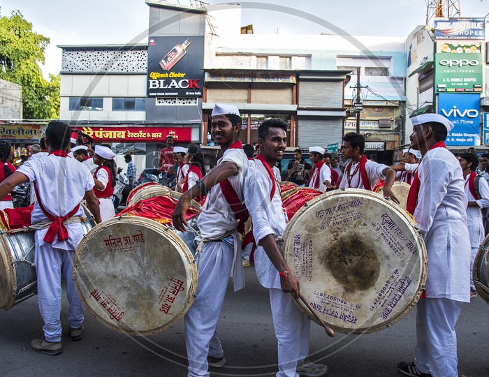 Great Maratha Dol Tasha by Young Indians As a  Celebration Of Ganesh Procession on Ganesh Chathurdhi By Playing Drums on the Streets Of India
