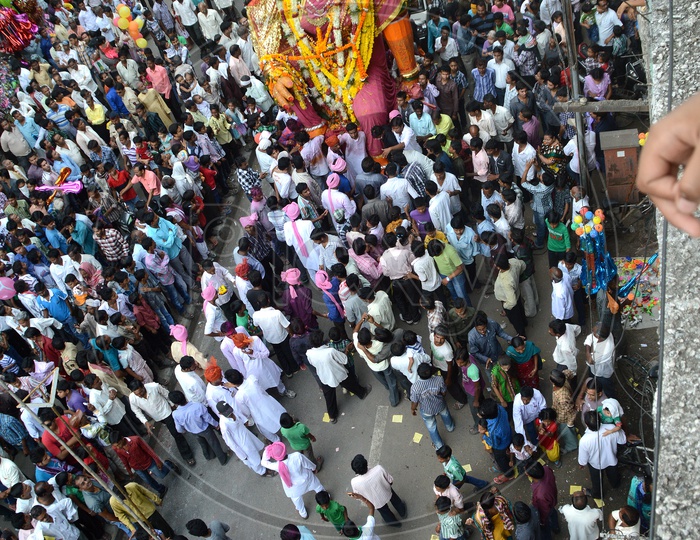Image of Pili ( Yellow ) Marbat Procession The Streets Of Nagpur During ...